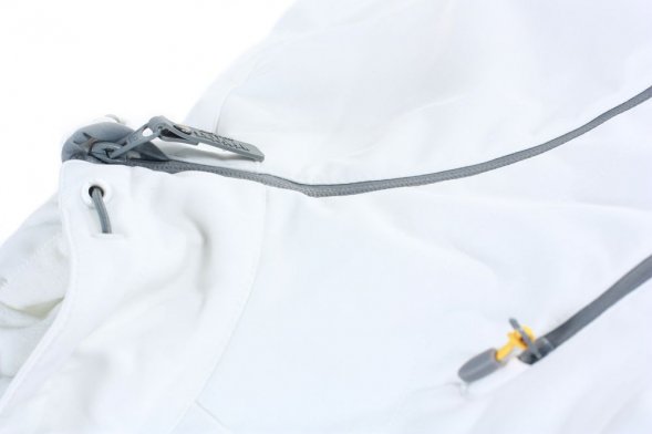 Куртка софтшелл женская Savannah, черная 