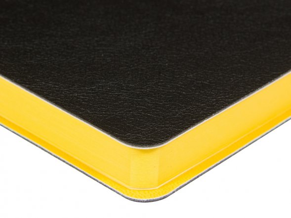 Ежедневник недатированный А5 Boston, черный (желтый обрез) 