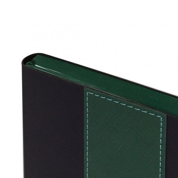 Ежедневник Bookmark, недатированный, черный с зеленым 