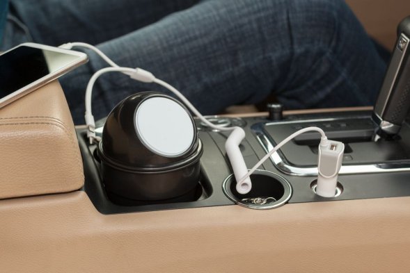 Автомобильное зарядное устройство High Ride, белое 