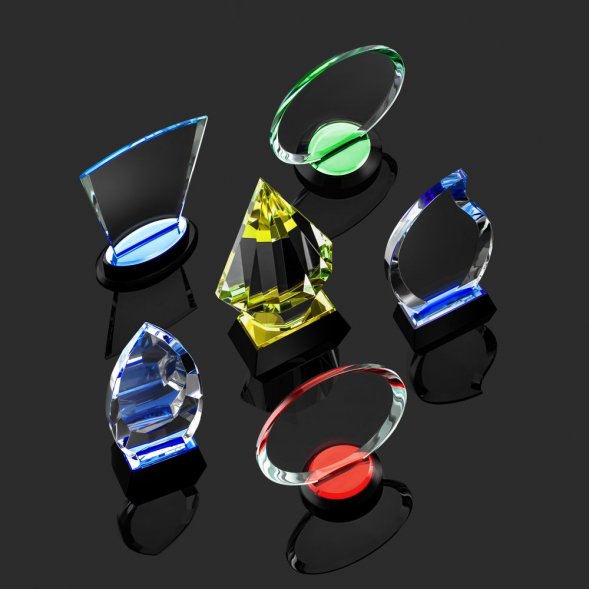 Награда Neon Emerald, в подарочной коробке 