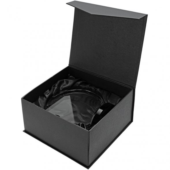 Награда Neon Emerald, в подарочной коробке 