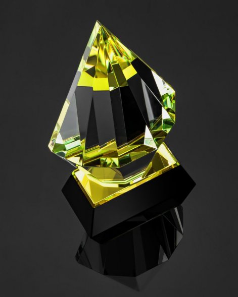 Награда Adamant 