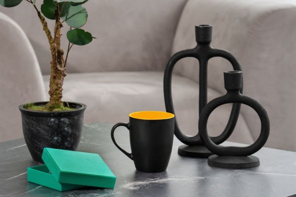 Кружка Bright Tulip, матовая, черная с желтым 