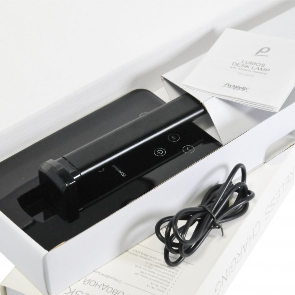 Настольная лампа с беспроводной зарядкой Lumos, черная 