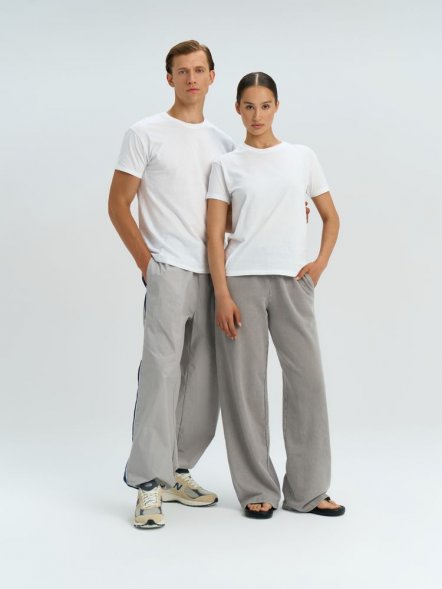 Футболка унисекс Regent 150, светло-желтая 