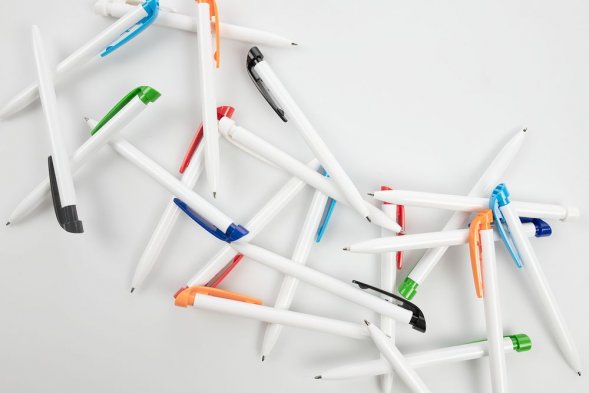 Ручка шариковая Favorite, белая 